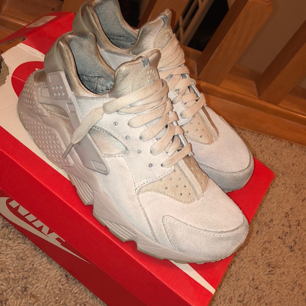 Nike AIR HUARACHE RUN ULTRA- gray